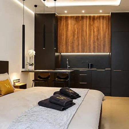 Golden Balance - Vivien Apartment Ceske Budejovice